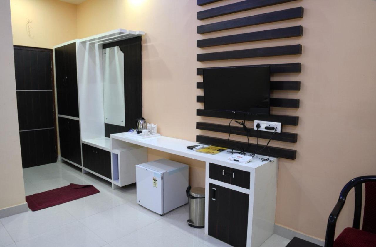 Hotel Mariya International Bodh Gaya Exterior photo